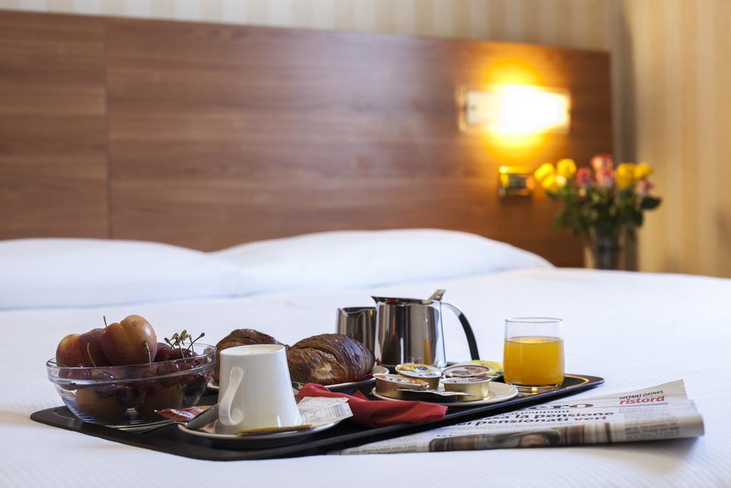 Hotel 2C Legnano Dış mekan fotoğraf
