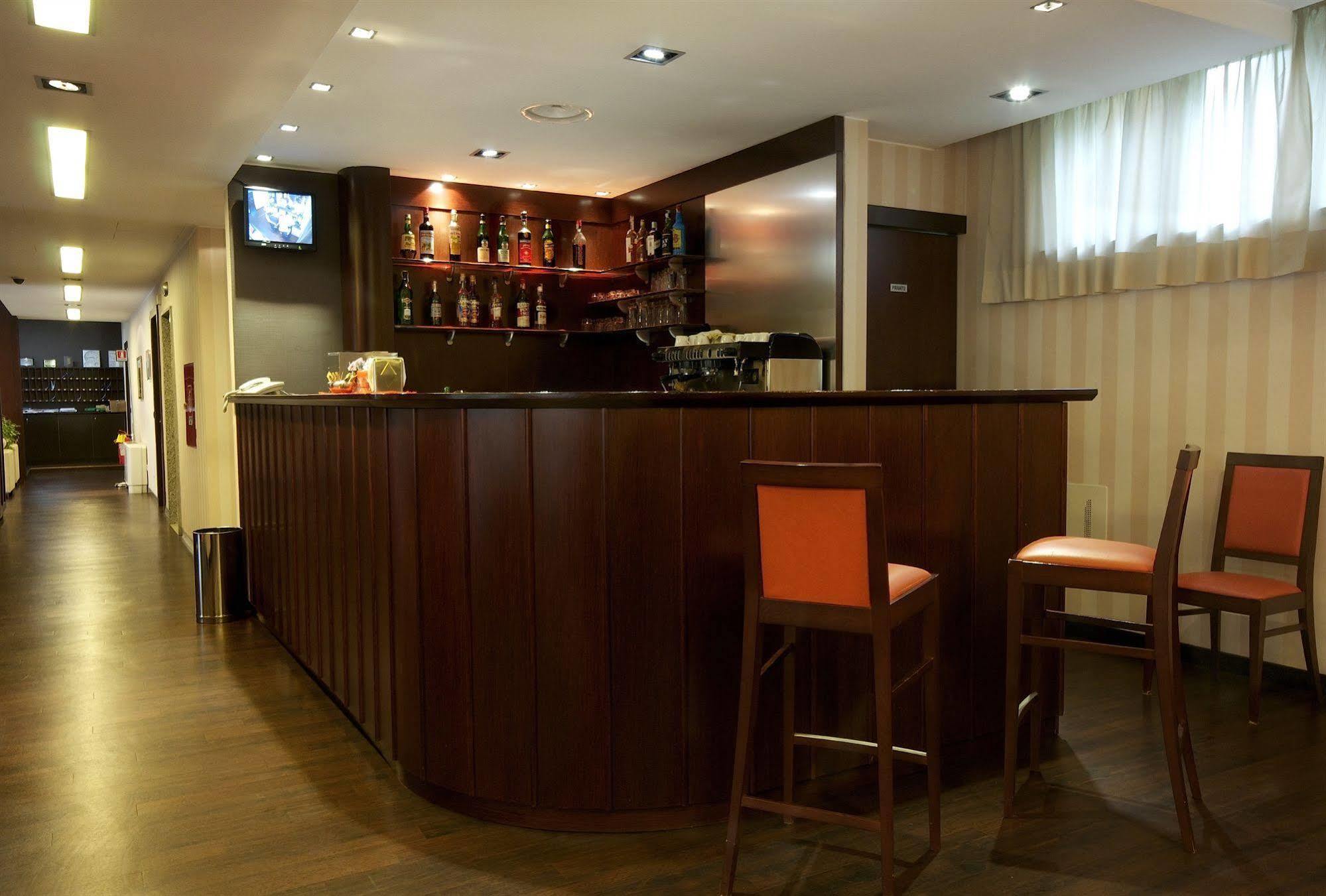 Hotel 2C Legnano Dış mekan fotoğraf