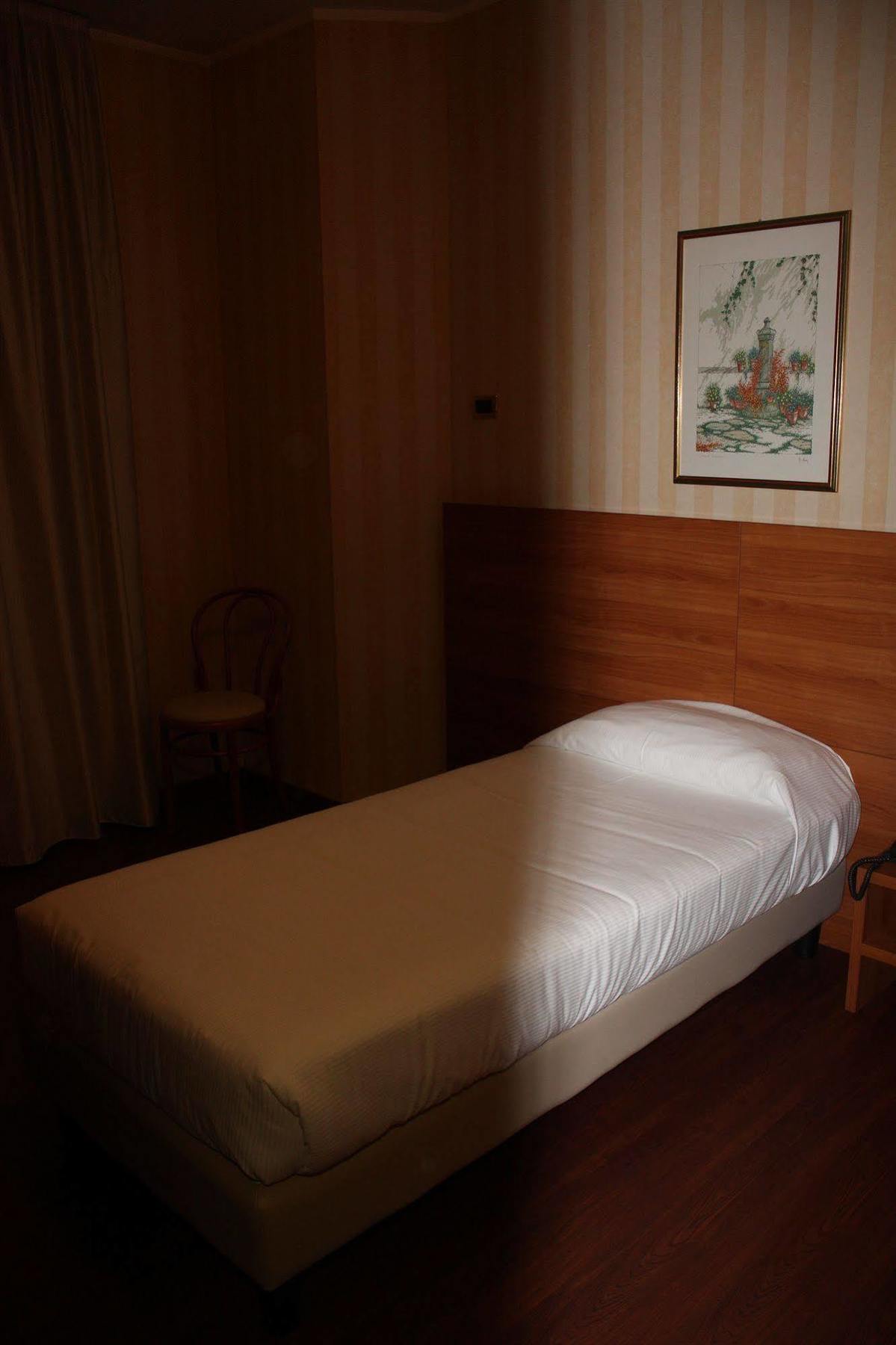 Hotel 2C Legnano Dış mekan fotoğraf