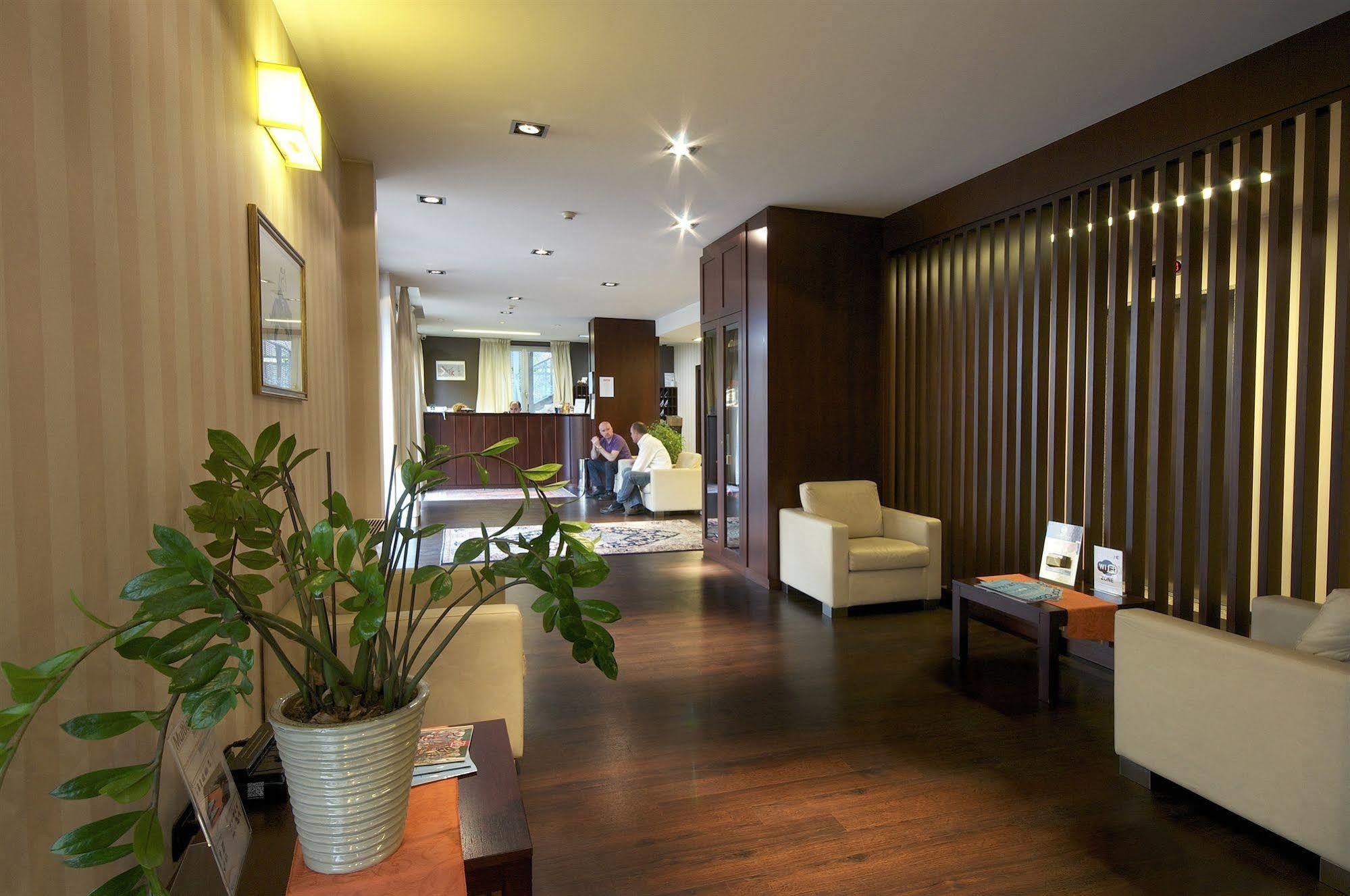 Hotel 2C Legnano Dış mekan fotoğraf